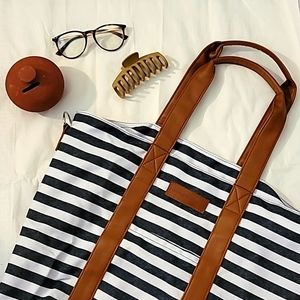 Large tote